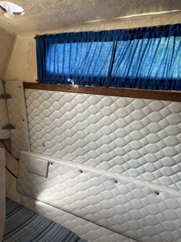 1013012-34 UTTERN 690 With Volvo Penta, year of manufacture 1981