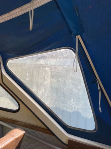 1013012-43 UTTERN 690 With Volvo Penta, year of manufacture 1981