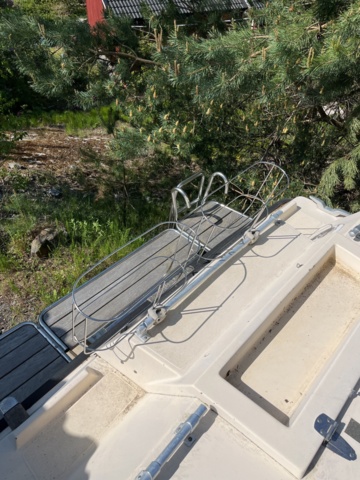 1013012-52 UTTERN 690 With Volvo Penta, year of manufacture 1981