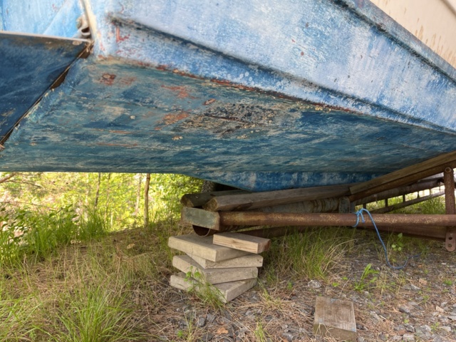 1013012-69 UTTERN 690 With Volvo Penta, year of manufacture 1981