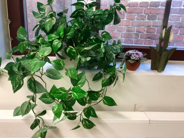 1032594-7 Husqvarna 2000 ompelukone ja työpiste - Ei pohjahintaa