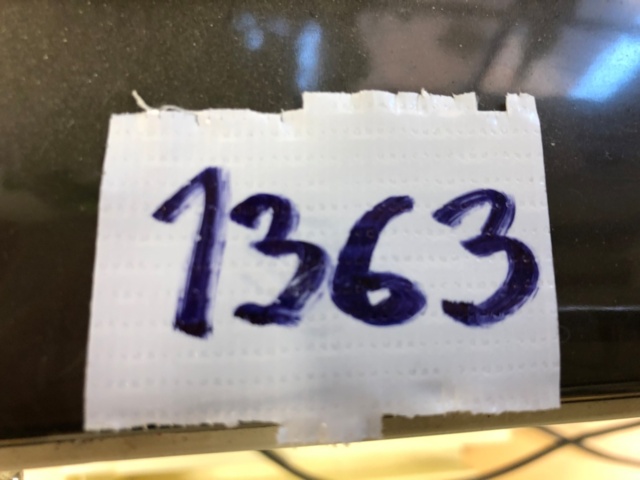 1032594-8 Husqvarna 2000 ompelukone ja työpiste - Ei pohjahintaa