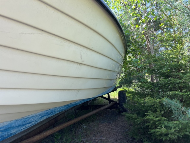 1013012-76 UTTERN 690 With Volvo Penta, year of manufacture 1981