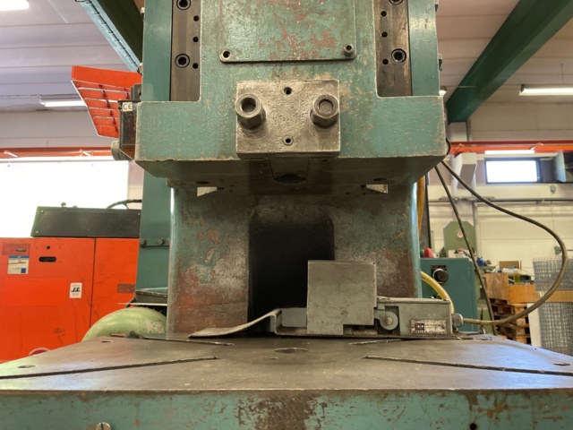 1023414-11 Eccentric press AB Smålandsstenars DSF-50 -1975, 50 tons