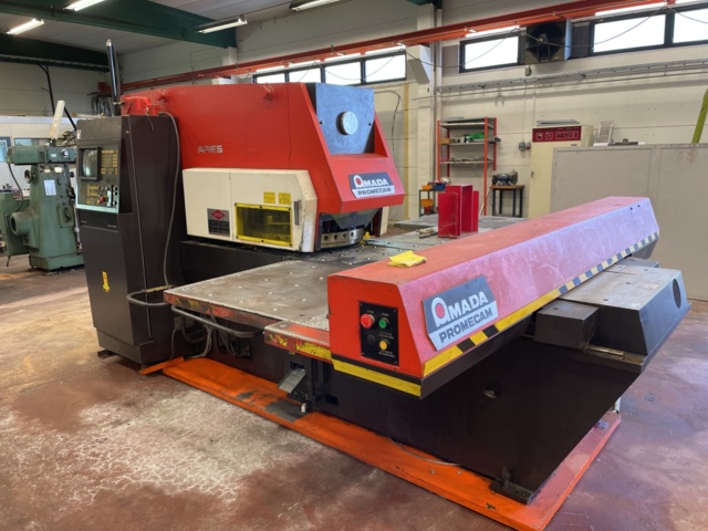 1023416-1 Punching machine Amada Promecam Aries 245 -1990 with tools