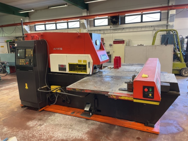 1023416-3 Punching machine Amada Promecam Aries 245 -1990 with tools
