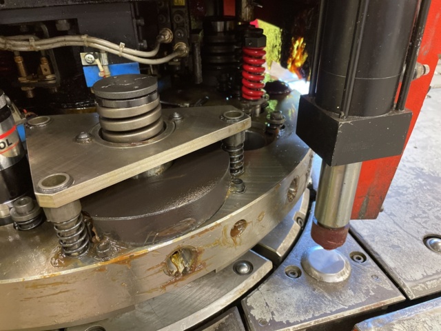 1023416-19 Punching machine Amada Promecam Aries 245 -1990 with tools