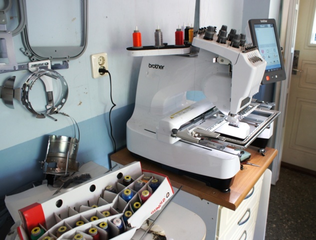 773416-6 Embroidery machine