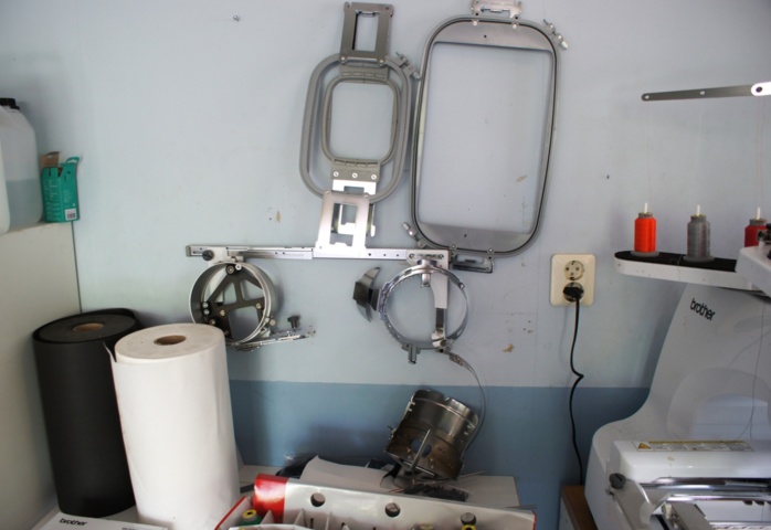 773416-7 Embroidery machine