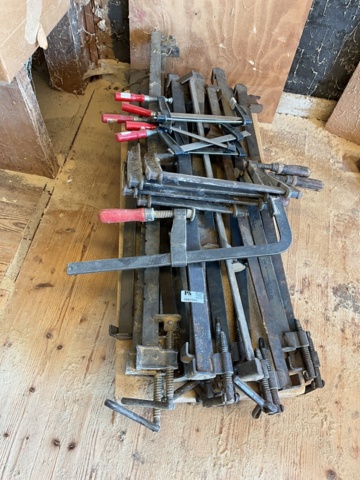 1002097-1 Lot of glue jacks