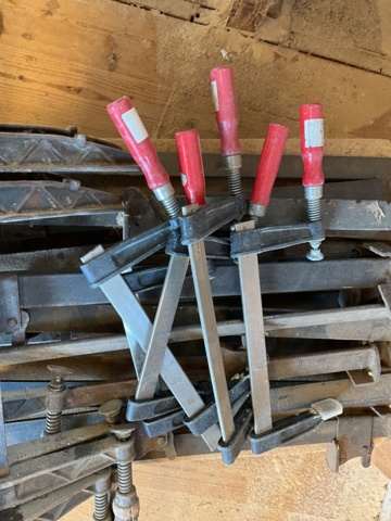 1002097-4 Lot of glue jacks