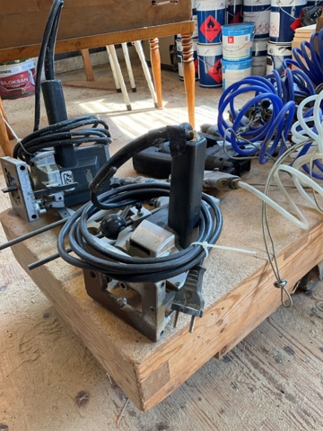 1002099-4 Various Pneumatic hand tools