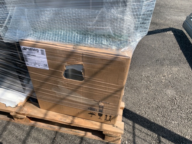 882958-4 Built-in microwave Linea Estetik Smeg FMI120N2