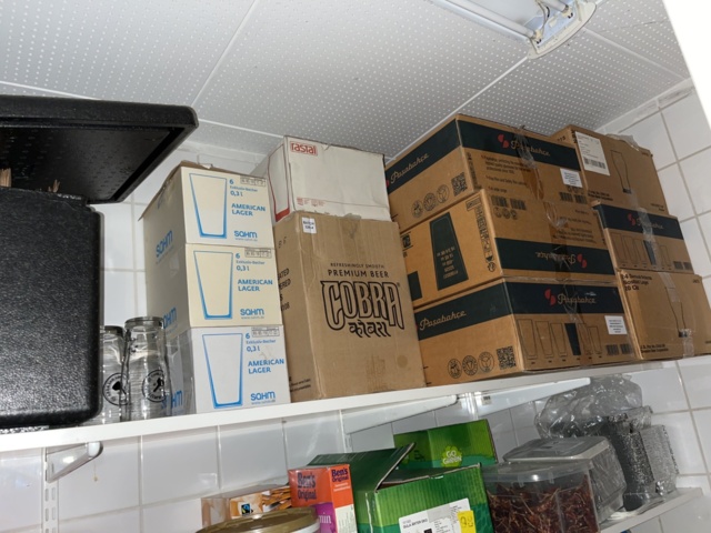 963311-22 Restaurant crockery