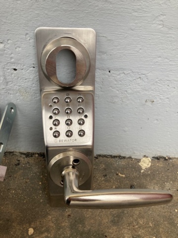 1037547-1 Code lock - Bewator