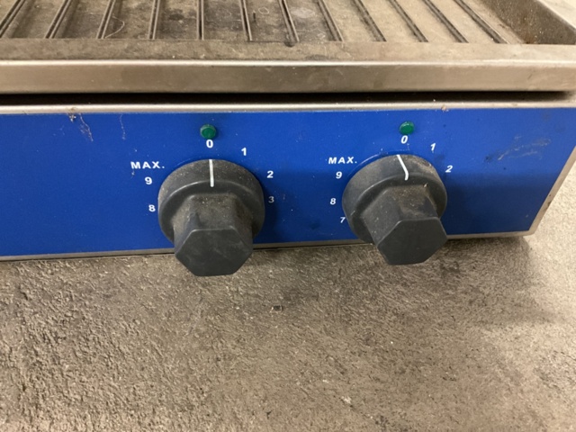 1002123-3 Salamander Electrolux 2 zones