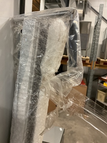 1002124-3 2 pcs. Blinds with crank