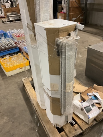 1002124-11 2 pcs. Blinds with crank