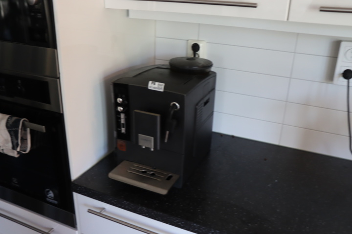 931469-8 Siemens EQ.5 Macchiato fully automatic coffee machine