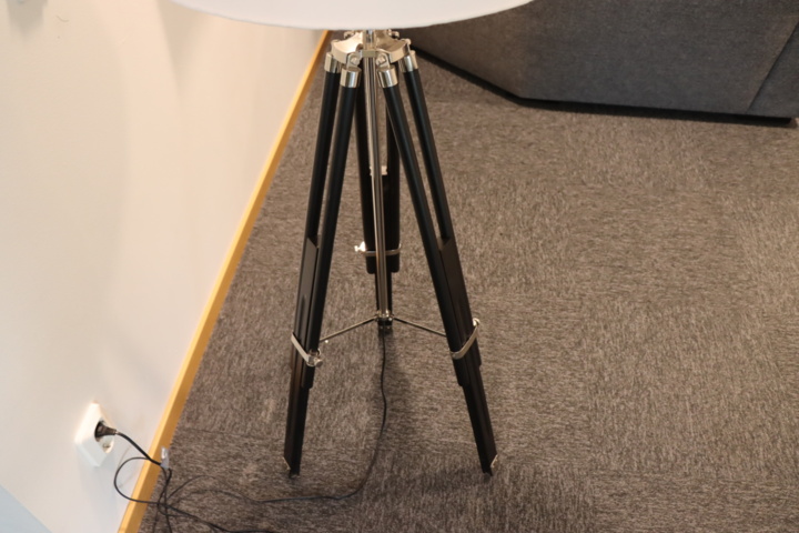 931470-3 Floor lamp