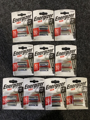 1032270-4 Assortment of batteries from Energizer