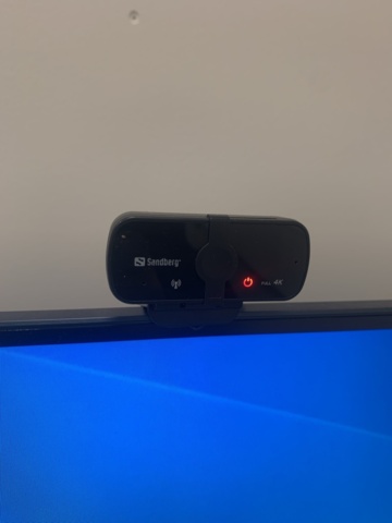 992949-7 Desktop computer with curved screen and printer