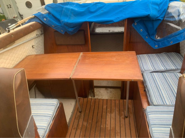 1013012-4 UTTERN 690 With Volvo Penta, year of manufacture 1981