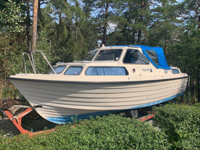 1013012-1 UTTERN 690 With Volvo Penta, year of manufacture 1981