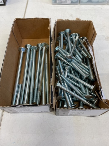 998592-10 Carriage bolt & washers