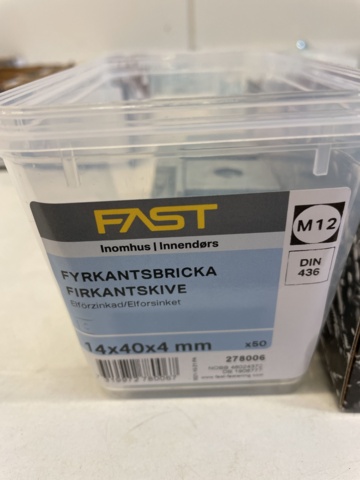 998592-17 Carriage bolt & washers