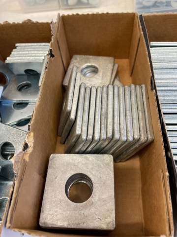 998592-20 Carriage bolt & washers