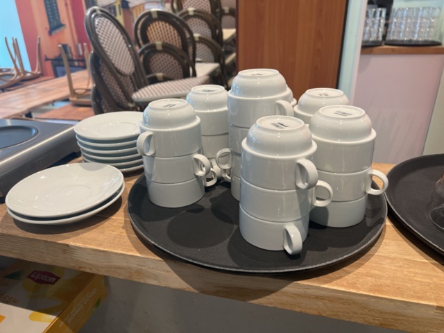 1024112-10 Espressomaskin Coffee Queen M1-C-2GR och kaffebryggare