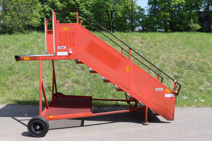 931481-8 Step plane 150 cm