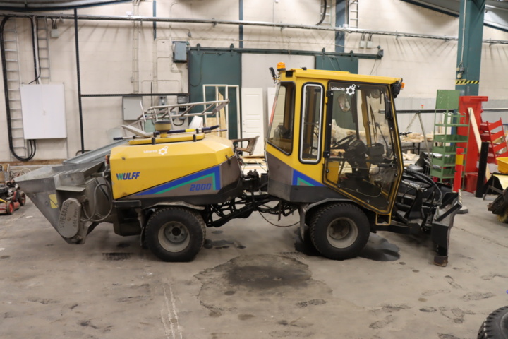 931397-1 WULFF 2000 -01 with gear CUF074