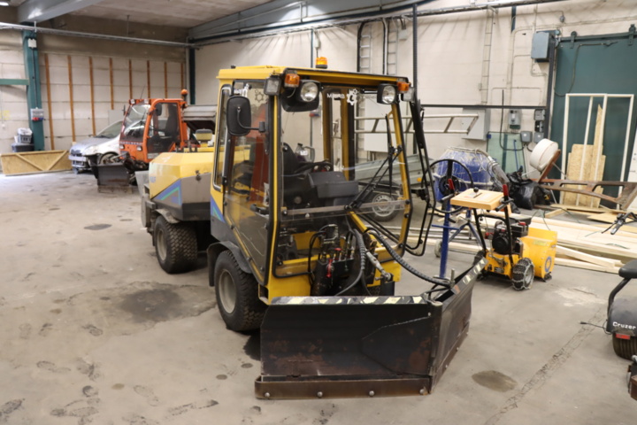 931397-6 WULFF 2000 -01 with gear CUF074