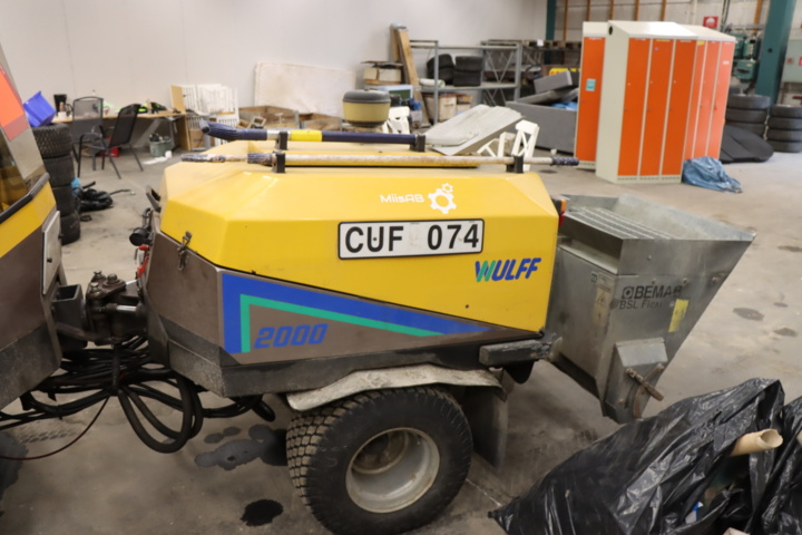 931397-8 WULFF 2000 -01 with gear CUF074