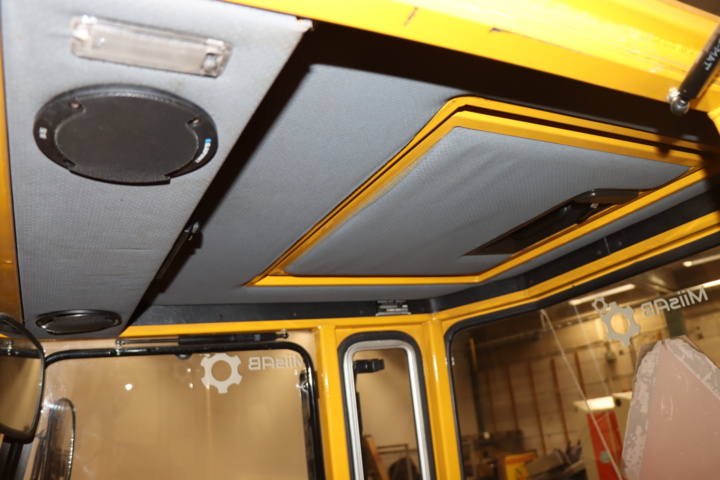 931397-16 WULFF 2000 -01 with gear CUF074