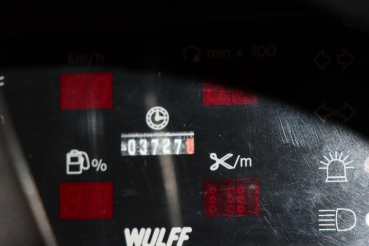 931397-18 WULFF 2000 -01 with gear CUF074