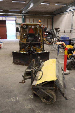 931397-5 WULFF 2000 -01 with gear CUF074