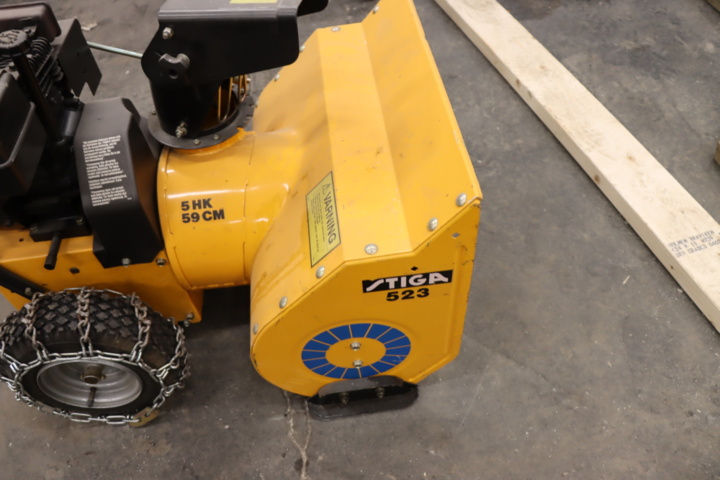 931406-4 Stiga 523 snow blower