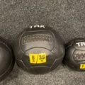 1038233-3 5 medicine balls TRX