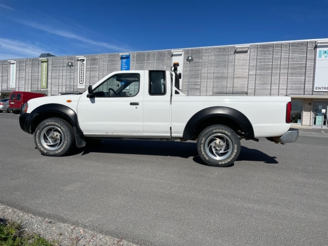 998600-8 Nissan NP300 King Cab 2.5 4WD Manual, 133hp - 2008