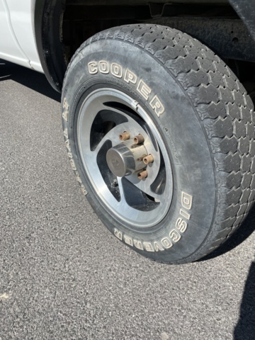 998600-13 Nissan NP300 King Cab 2.5 4WD Manual, 133hp - 2008