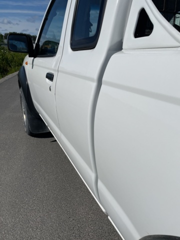 998600-15 Nissan NP300 King Cab 2.5 4WD Manual, 133hp - 2008