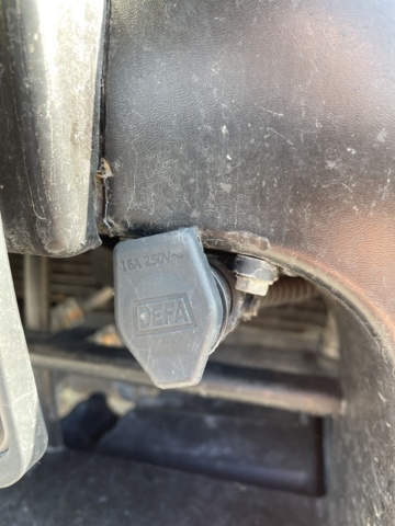 998600-28 Nissan NP300 King Cab 2.5 4WD Manual, 133hp - 2008