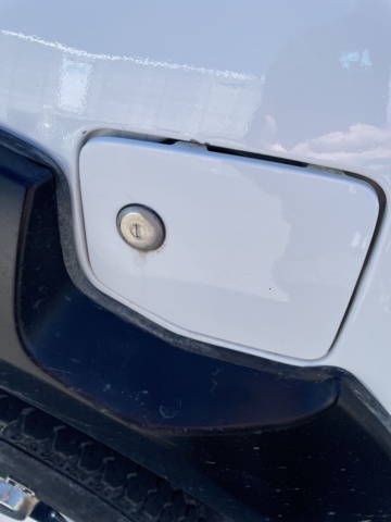 998600-41 Nissan NP300 King Cab 2.5 4WD Manual, 133hp - 2008