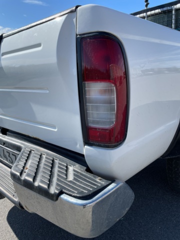 998600-47 Nissan NP300 King Cab 2.5 4WD Manual, 133hp - 2008