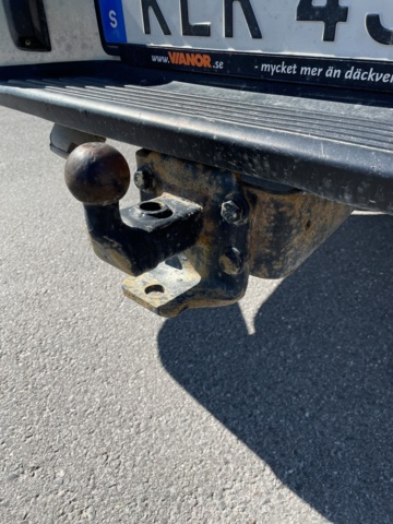 998600-51 Nissan NP300 King Cab 2.5 4WD Manual, 133hp - 2008