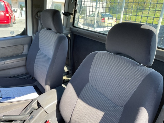 998600-63 Nissan NP300 King Cab 2.5 4WD Manual, 133hp - 2008