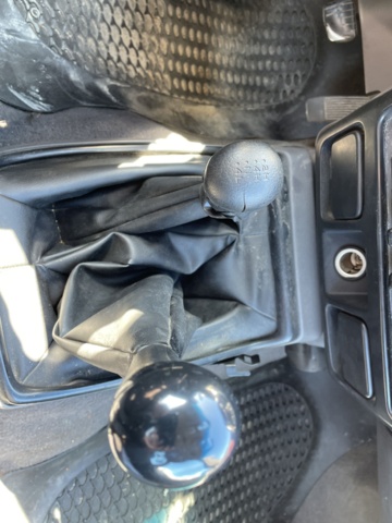 998600-75 Nissan NP300 King Cab 2.5 4WD Manual, 133hp - 2008